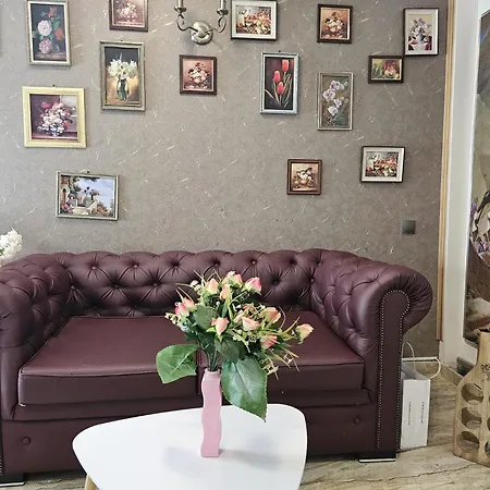 89 Boutique 3*