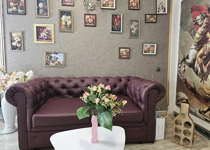 89 Boutique 3*